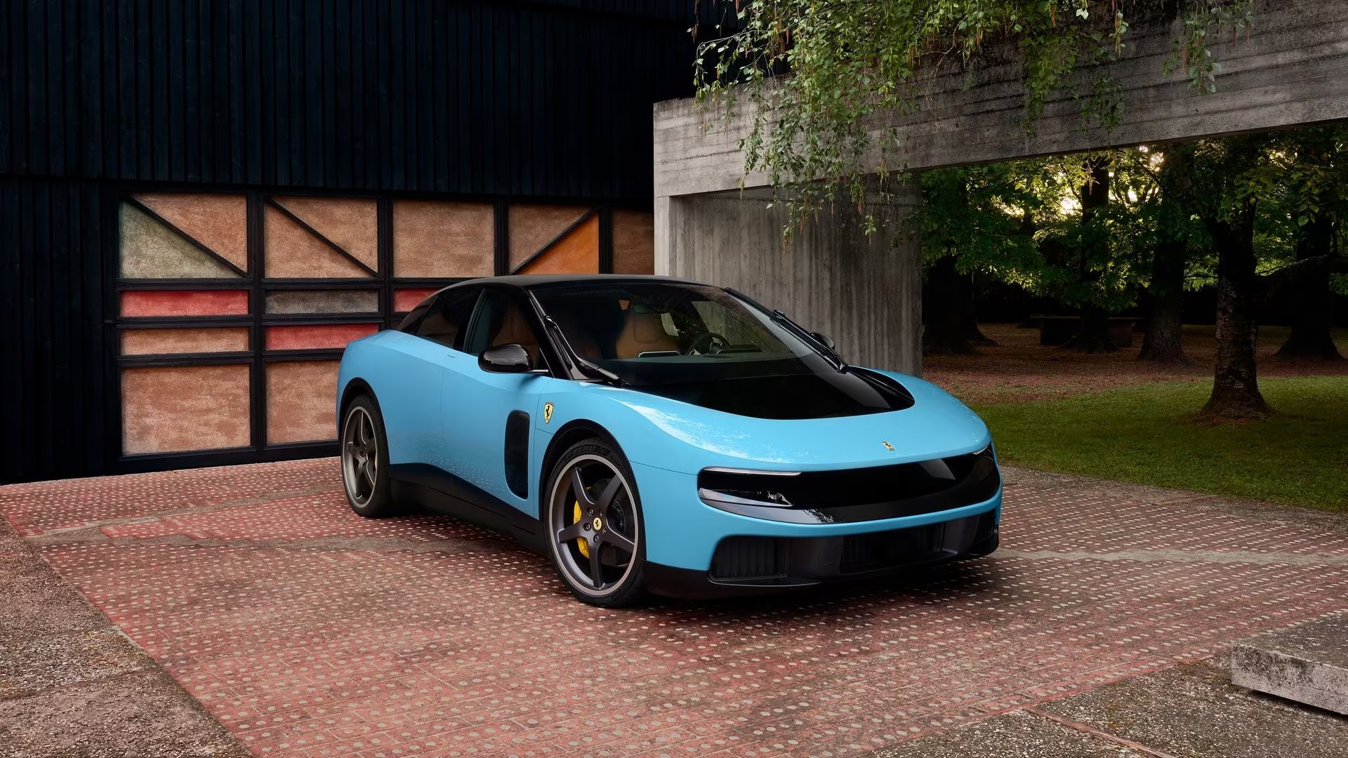 A Ferrari Luce: o carro elétrico da marca mais luxuosa do mundo em alta demanda