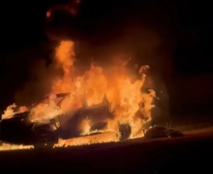 Acidente Chocante: Carro Pegou Fogo Após Colisão com Jumento em Catunda