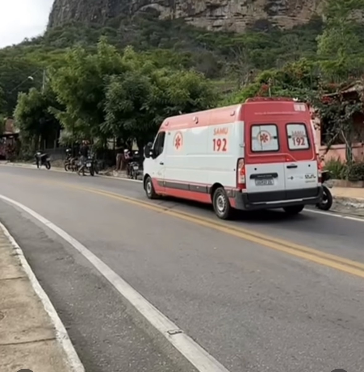 ACIDENTE FATAL EM IPU: Motociclista Morre em Acidente na CE-187