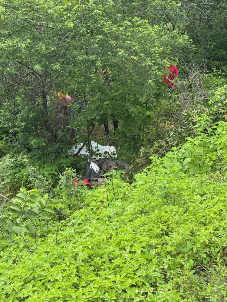 Acidente Trágico: Jovem de 26 anos morre em queda de moto em Santa Quitéria, CE