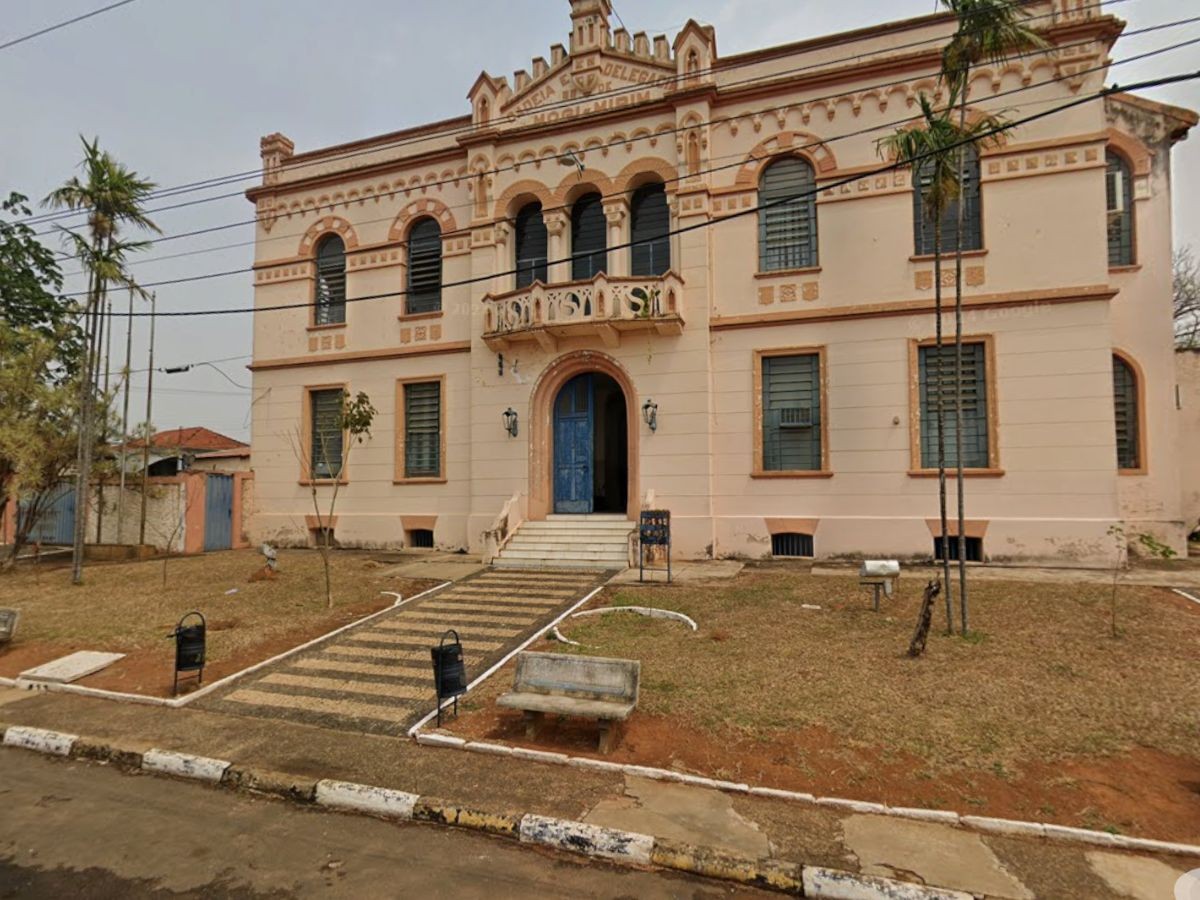 Adolescente fica ferido após ataque de pitbull em Mogi Mirim