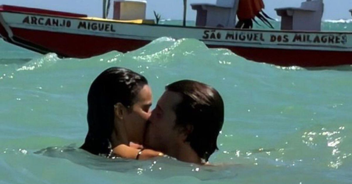 Affair entre Bruna Marquezine e Shawn Mendes sai na imprensa internacional