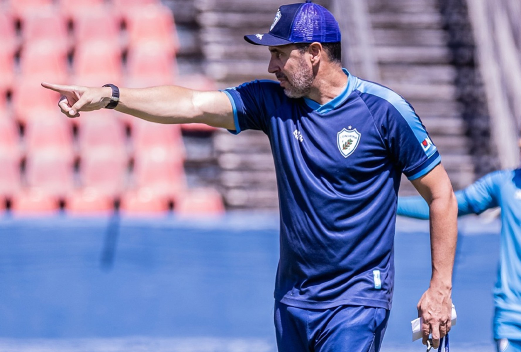 Allan Aal analisa início de trabalho no Londrina e pede atenção contra Coritiba "alternati