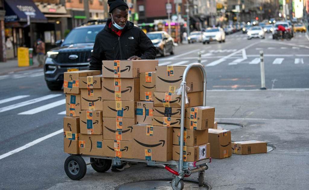 Amazon Investe R$ 75 Bilhões no Brasil: O Que Isso Significa para o Futuro do Comércio Eletrônico?