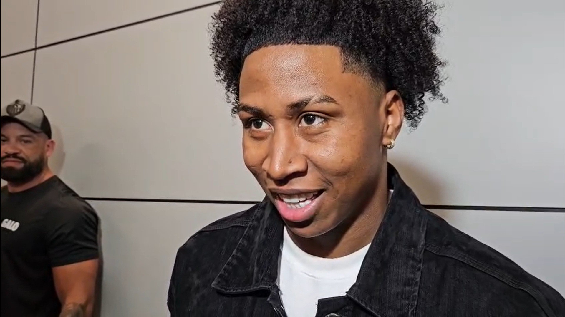 Angelo preciado chega a belo horizonte para reforçar o atlético-mg