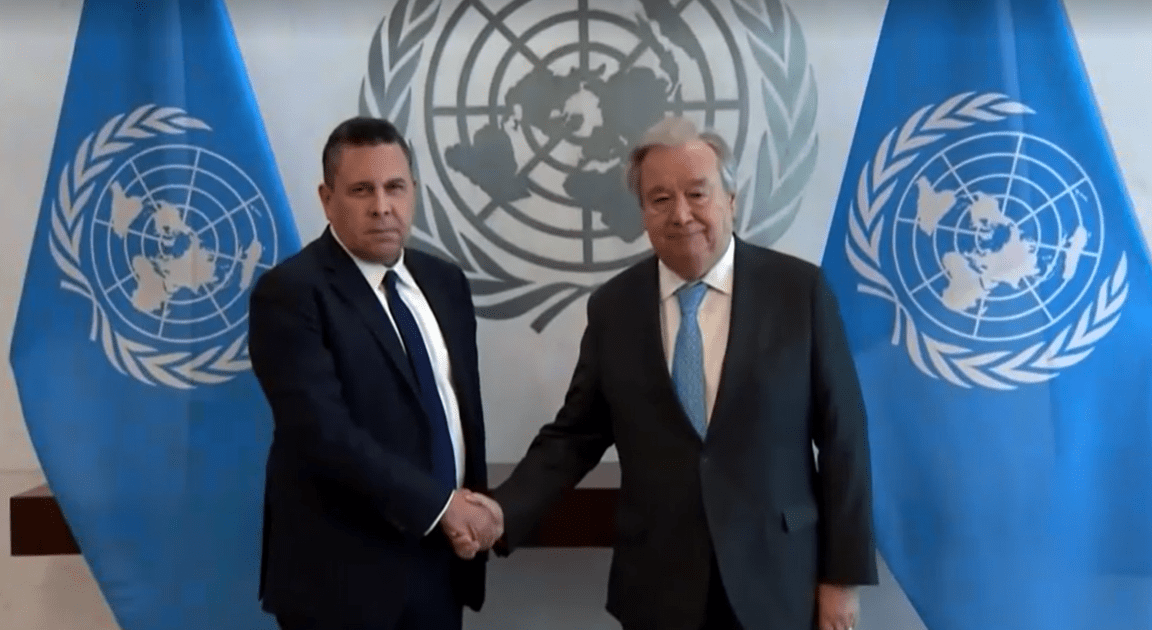 Após captura de Maduro, chefe da ONU se reúne com embaixador da Venezuela