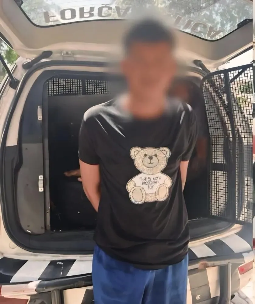 Assalto a Ônibus em Fortaleza: Dupla É Capturada Após Roubo