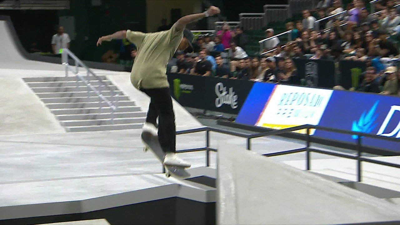 Astro do skate, Nyjah Huston fratura crânio e órbita ocular após queda forte em corrimão