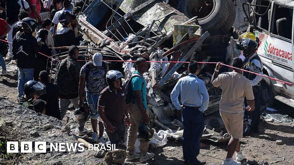 Atentado na Colômbia: 13 Mortos em Explosão de Ônibus