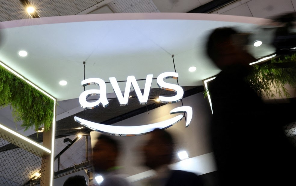 Aumente suas habilidades em Computação em Nuvem e Inteligência Artificial sem Saída: 900 Cursos Gratuitos da AWS!