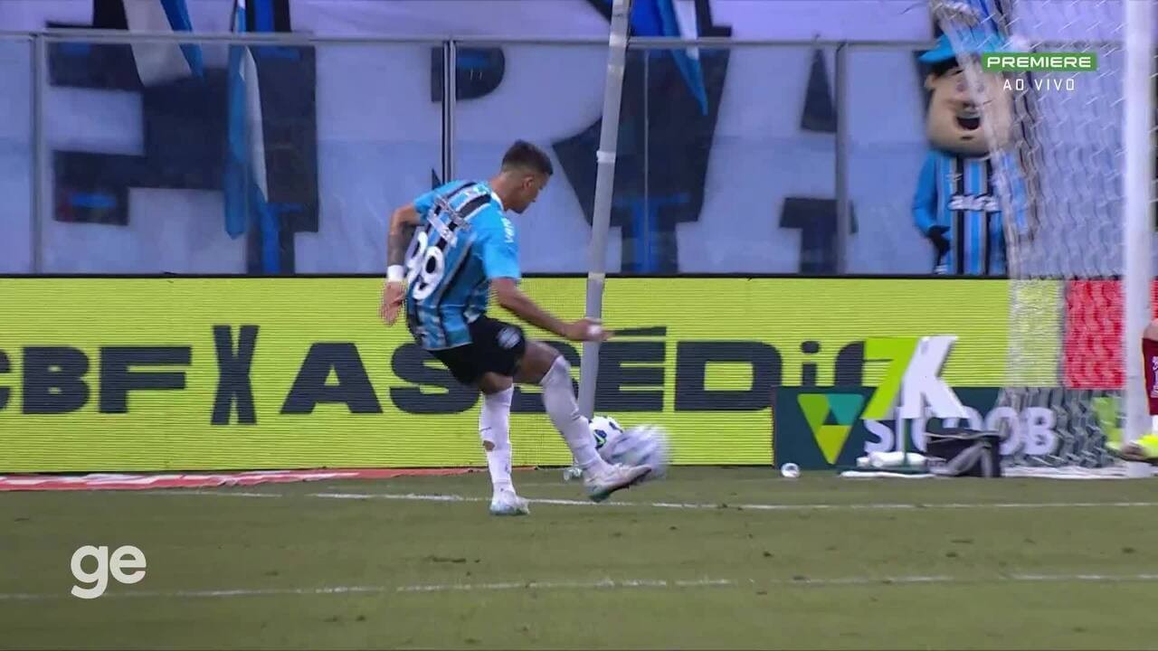 Bahia anuncia Cristian Olivera, ex-Grêmio, como primeiro reforço de 2026