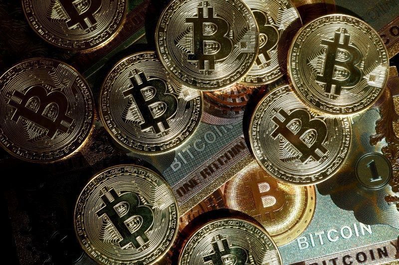 Bitcoin sobe com especulações sobre futuro de reservas venezuelanas