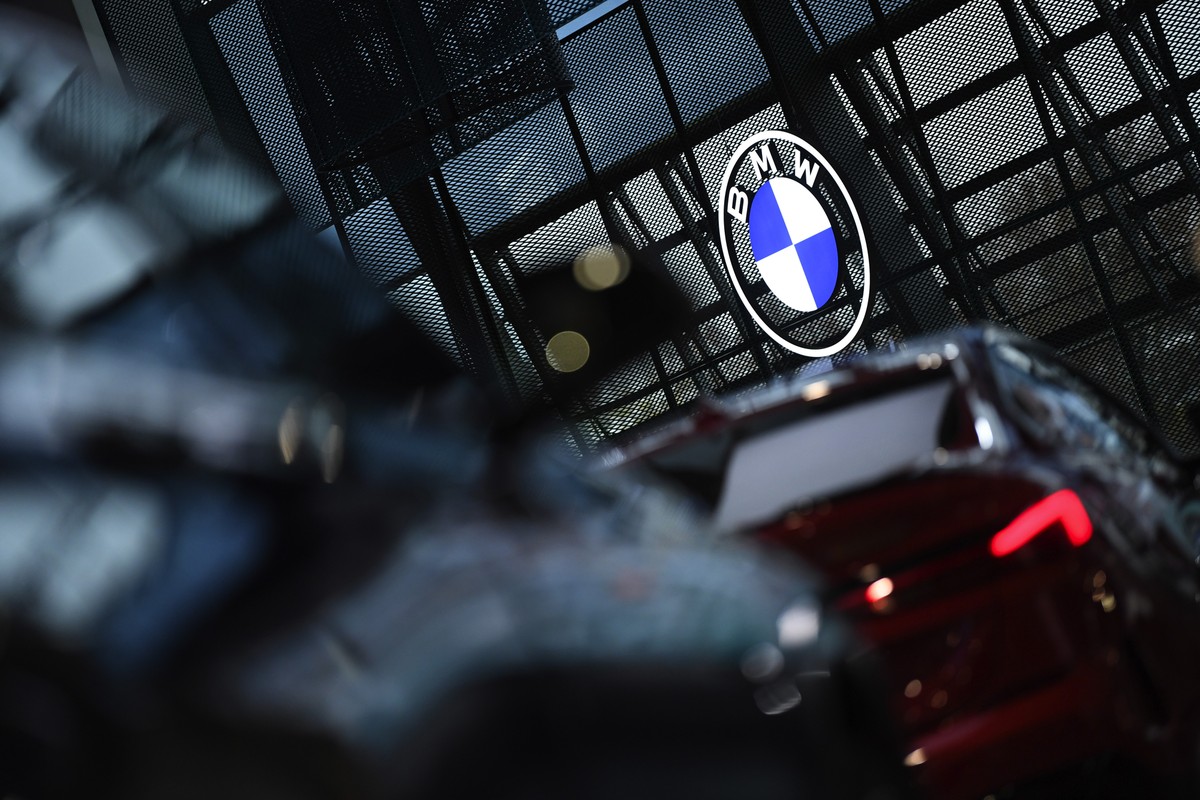 BMW tem queda nas vendas do 4º trimestre com demanda mais fraca nos EUA e na China