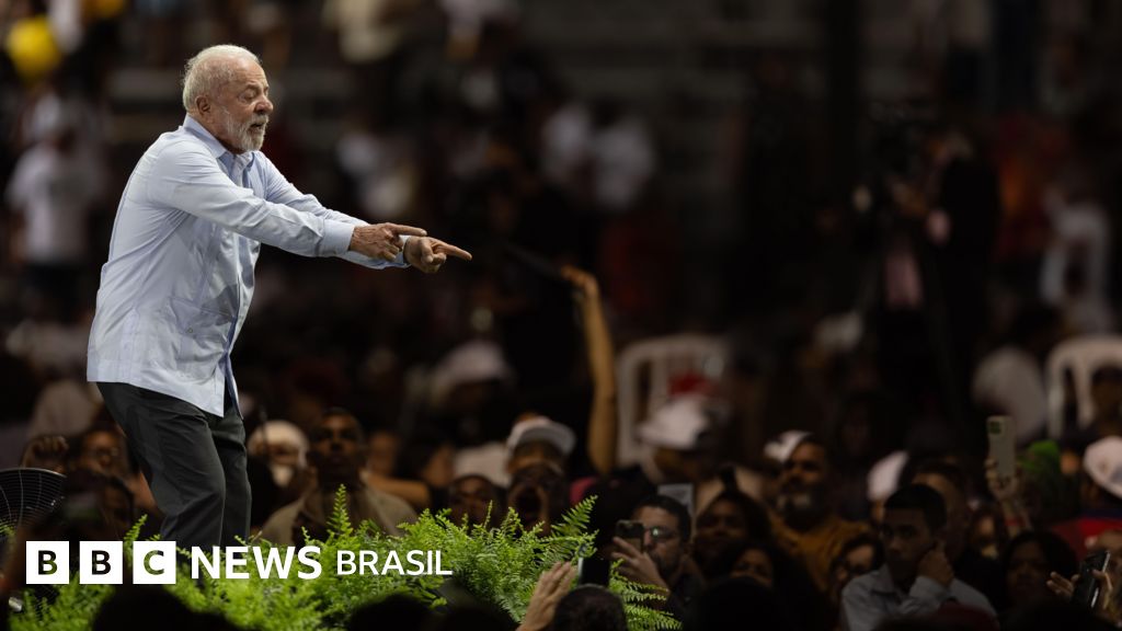 Bolsonaro Sob Atenção do PT: Novas Propagandas contra Flávio Bolsonaro nas Próximas Semanas