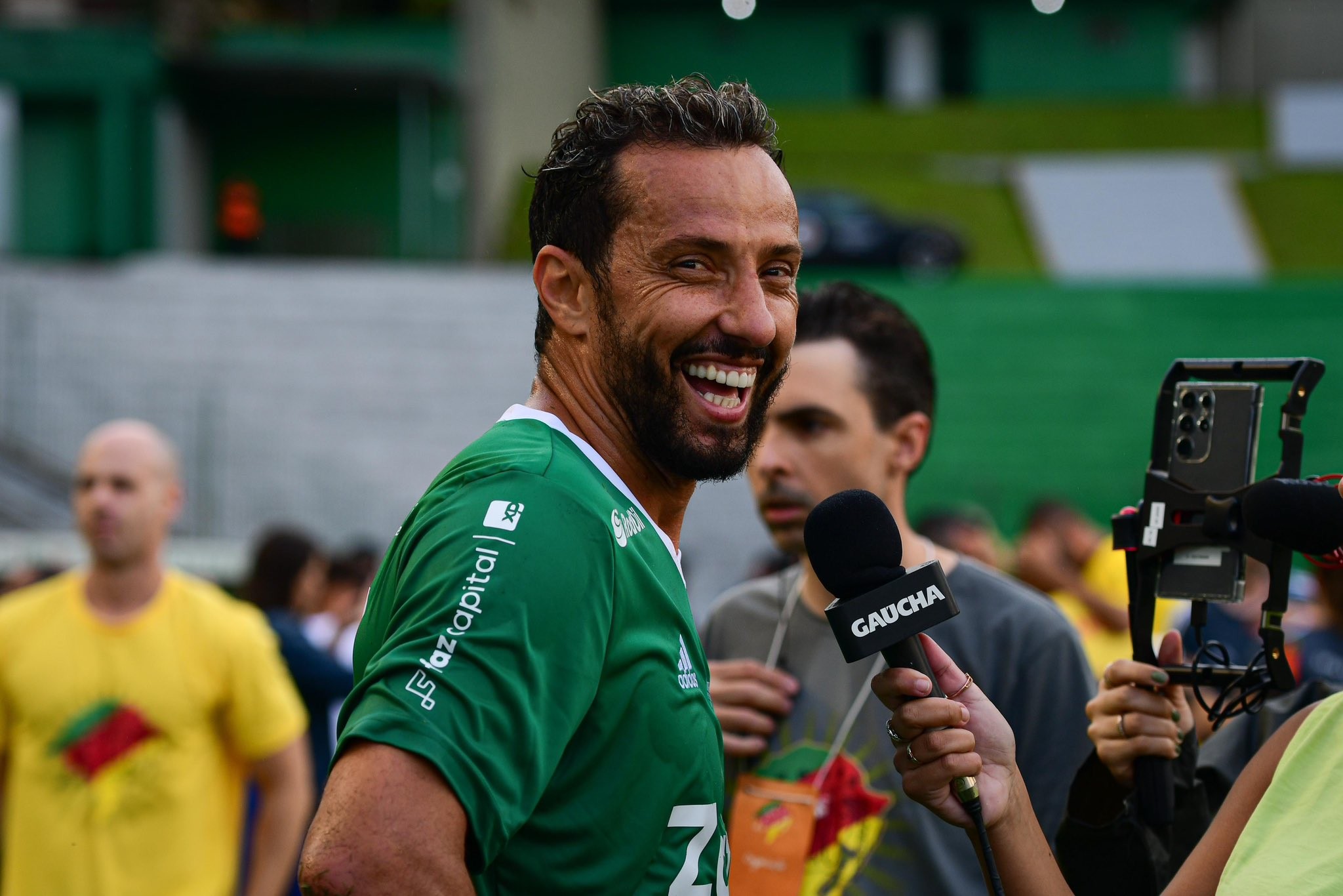 Botafogo-PB acerta contratação do meia Nenê