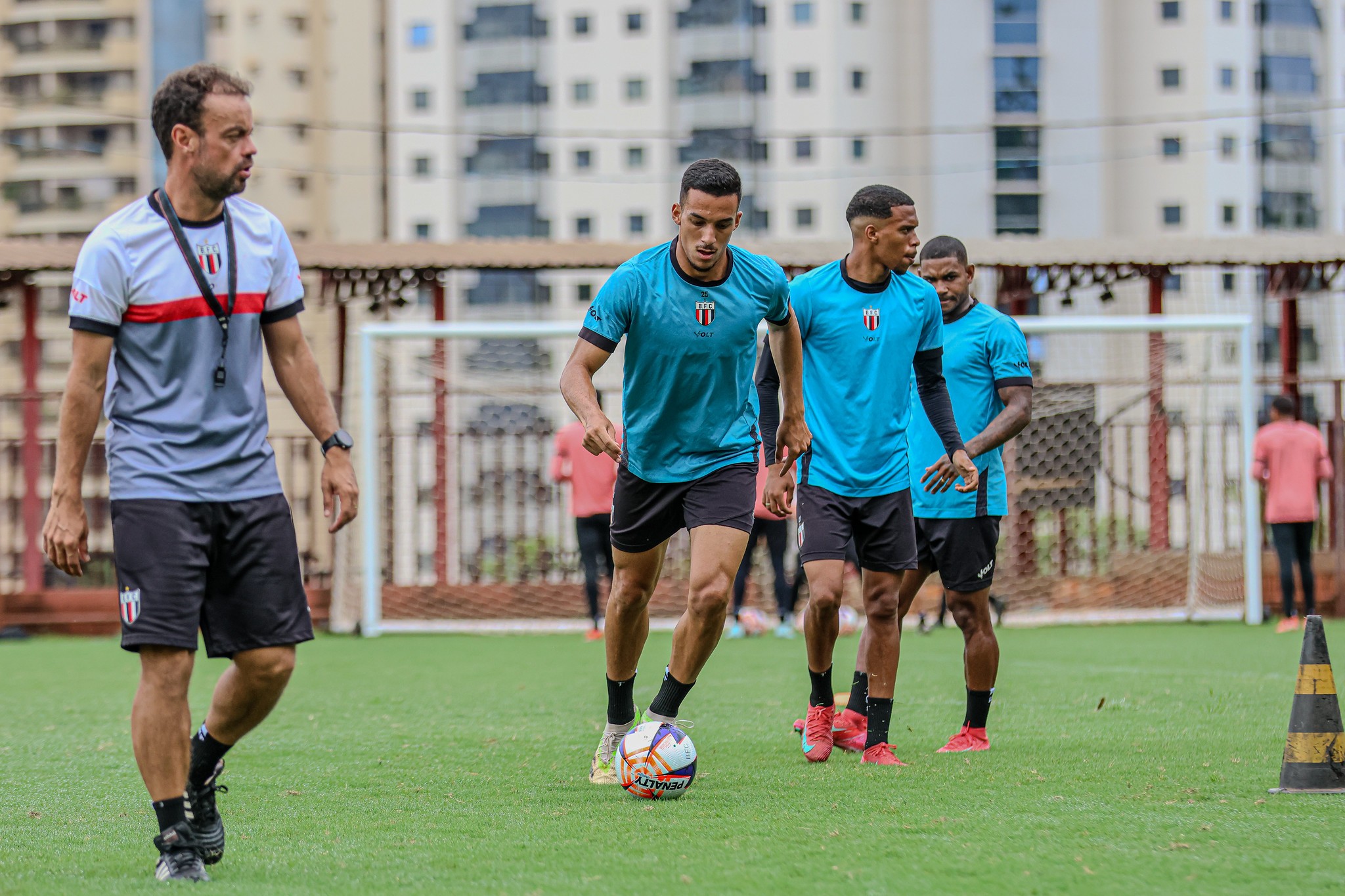 Botafogo-SP fortalece preparação física para maratona de jogos em janeiro