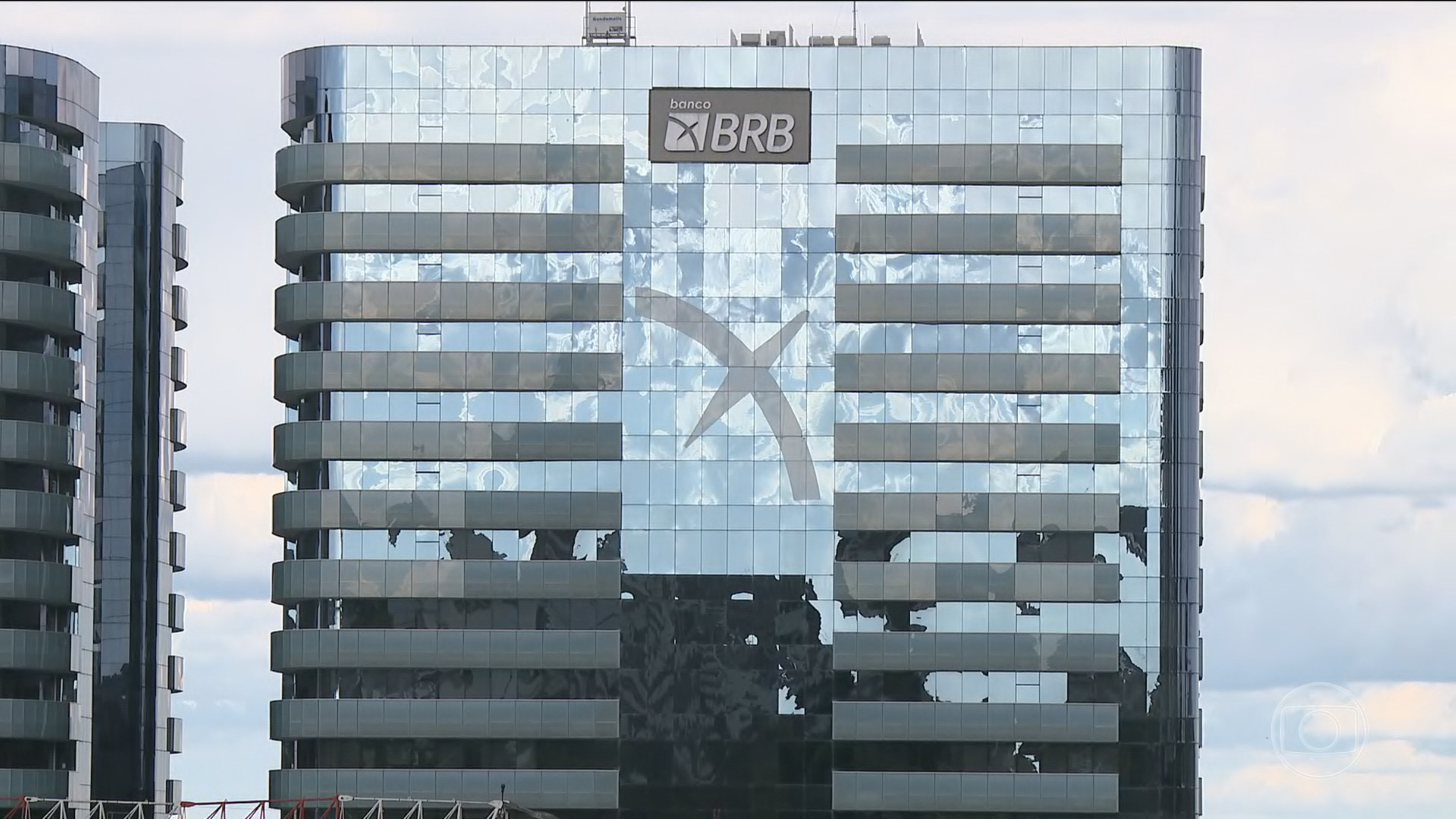 BRB busca reforçar patrimônio com emissão de ações e imóveis como garantia