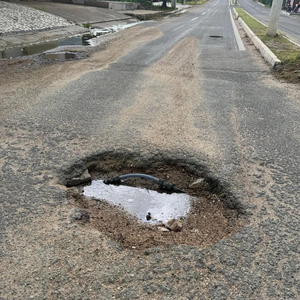 Buracos em Santa Quitéria: Cagece Rebate Alegações e Explica Causas