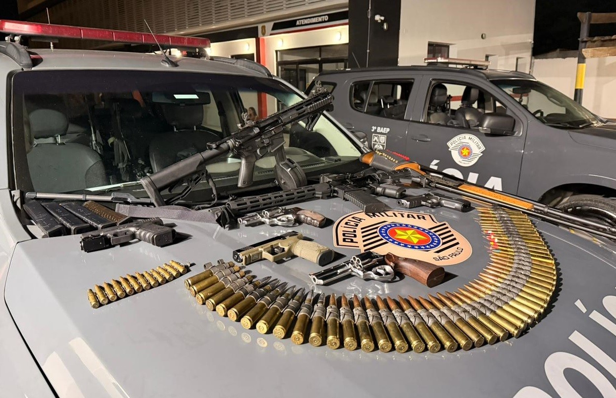CAC preso com 10 armas e mais de 1,5 mil munições em Caraguatatuba é solto após audiência 