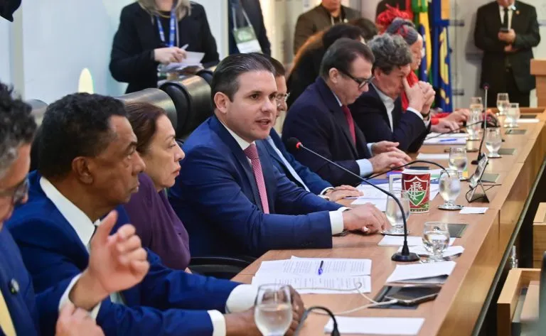 Câmara Acelera Votação do Término da Escala 6×1: O que Você Precisa Saber
