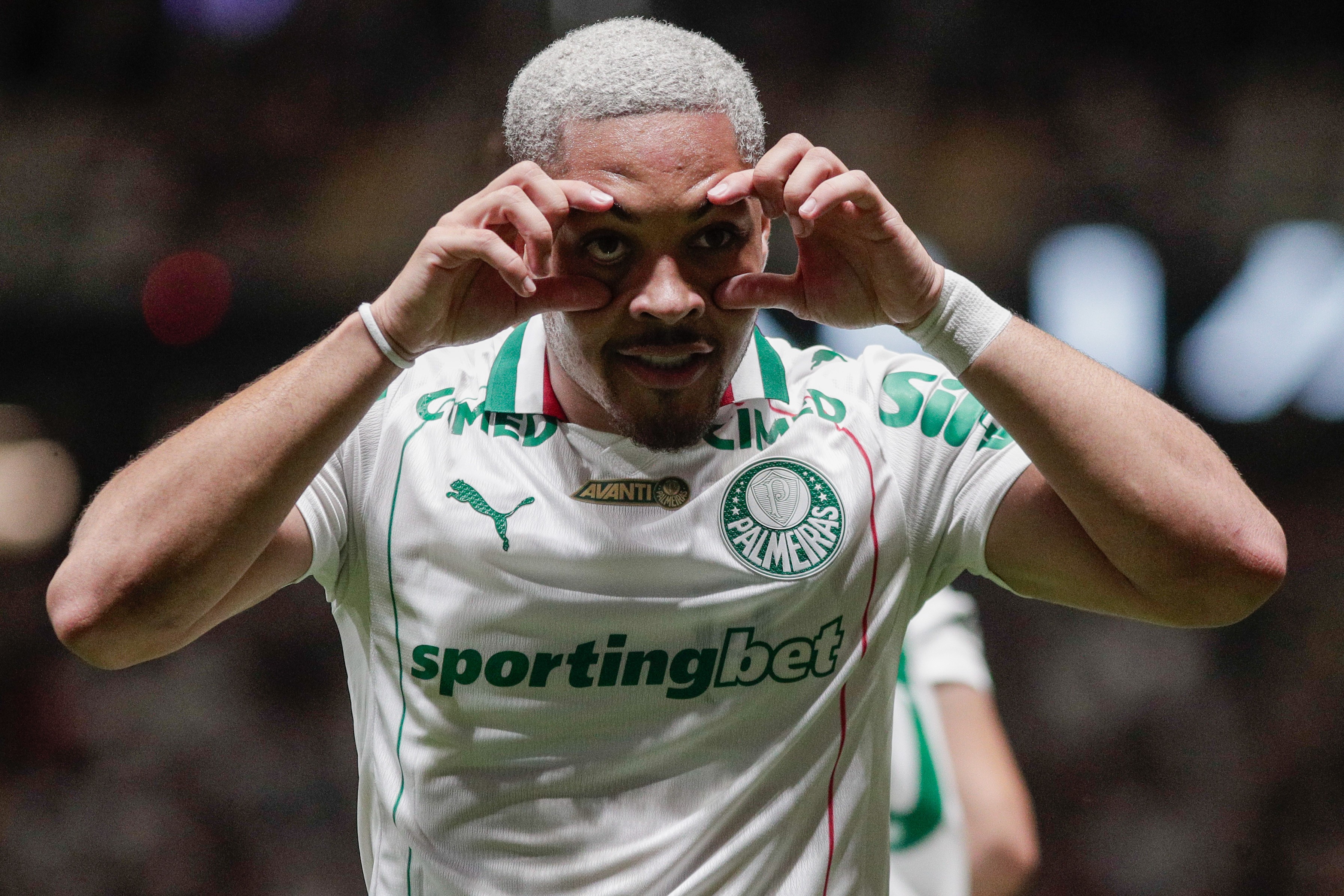 Cartola 2026: Vitor Roque, Neymar e Marlon entram no top 5 de pontuações - Quem é o maior pontuador?