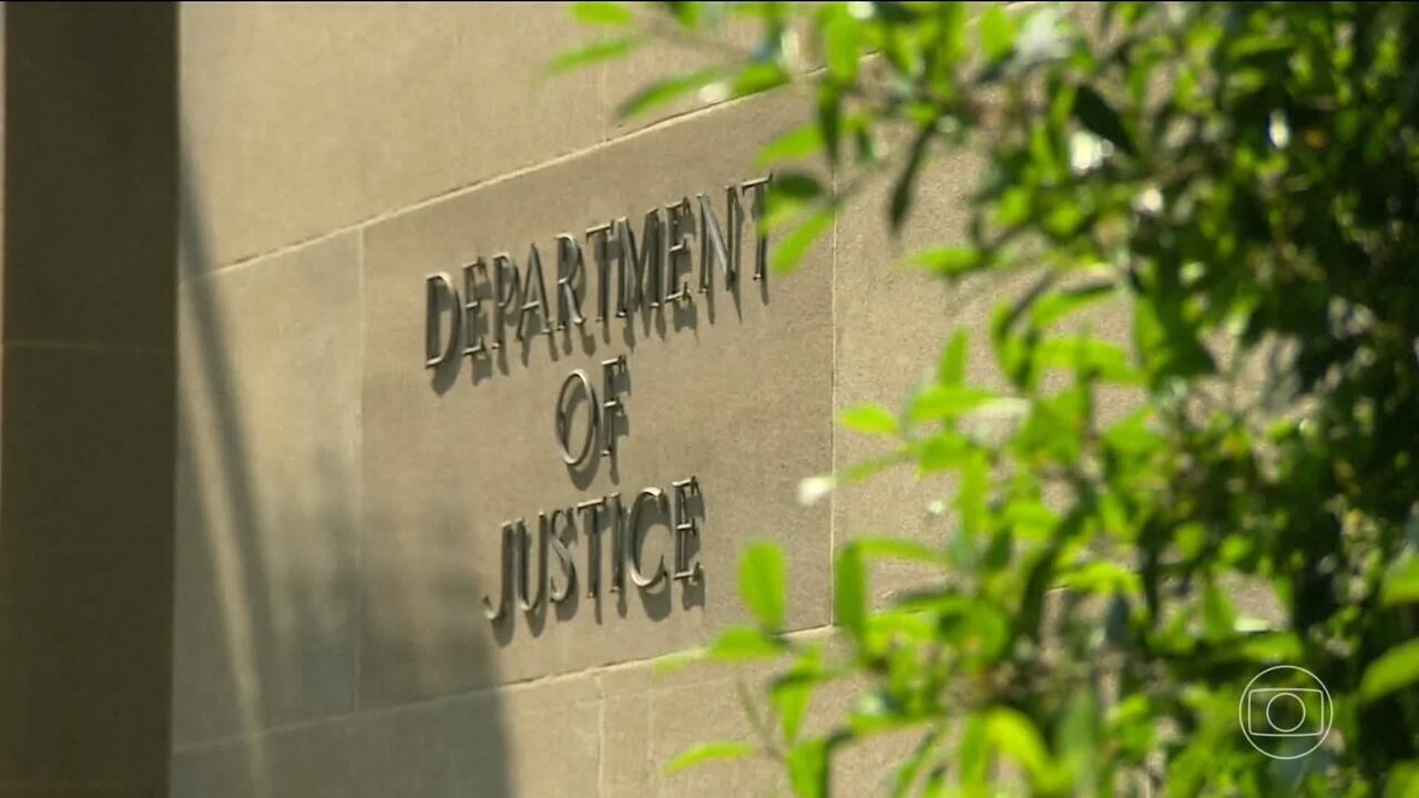 CEO do Washington Post deixa o cargo após onda de demissões