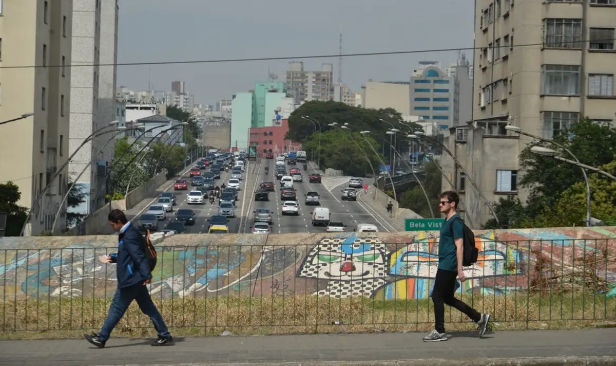 Cidade de São Paulo retoma rodízio de veículos na segunda-feira
