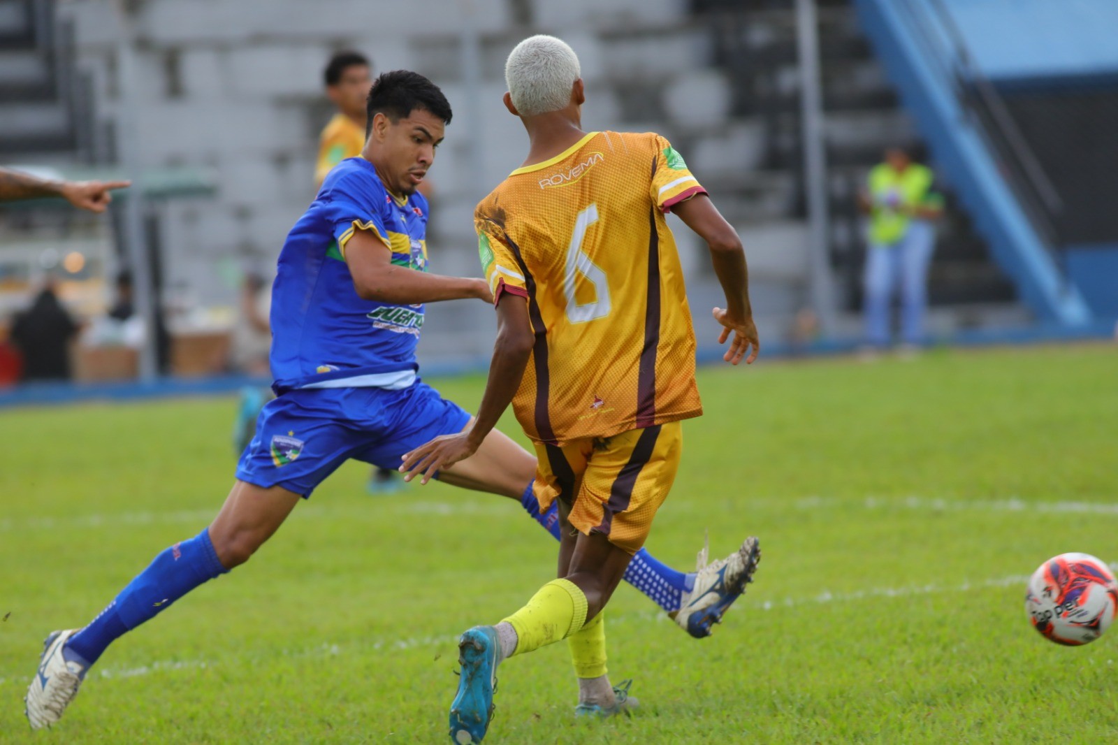 Clássico Rondoniense: Genus e Rondoniense Empatam sem Gols em Jogo Intenso