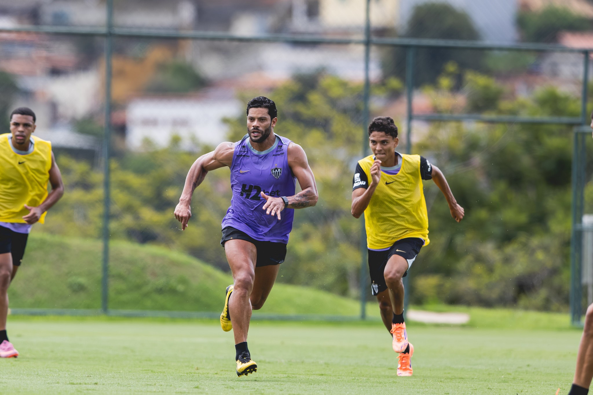 Com Hulk em campo, Sampaoli comanda treino do Atlético-MG em pré-temporada