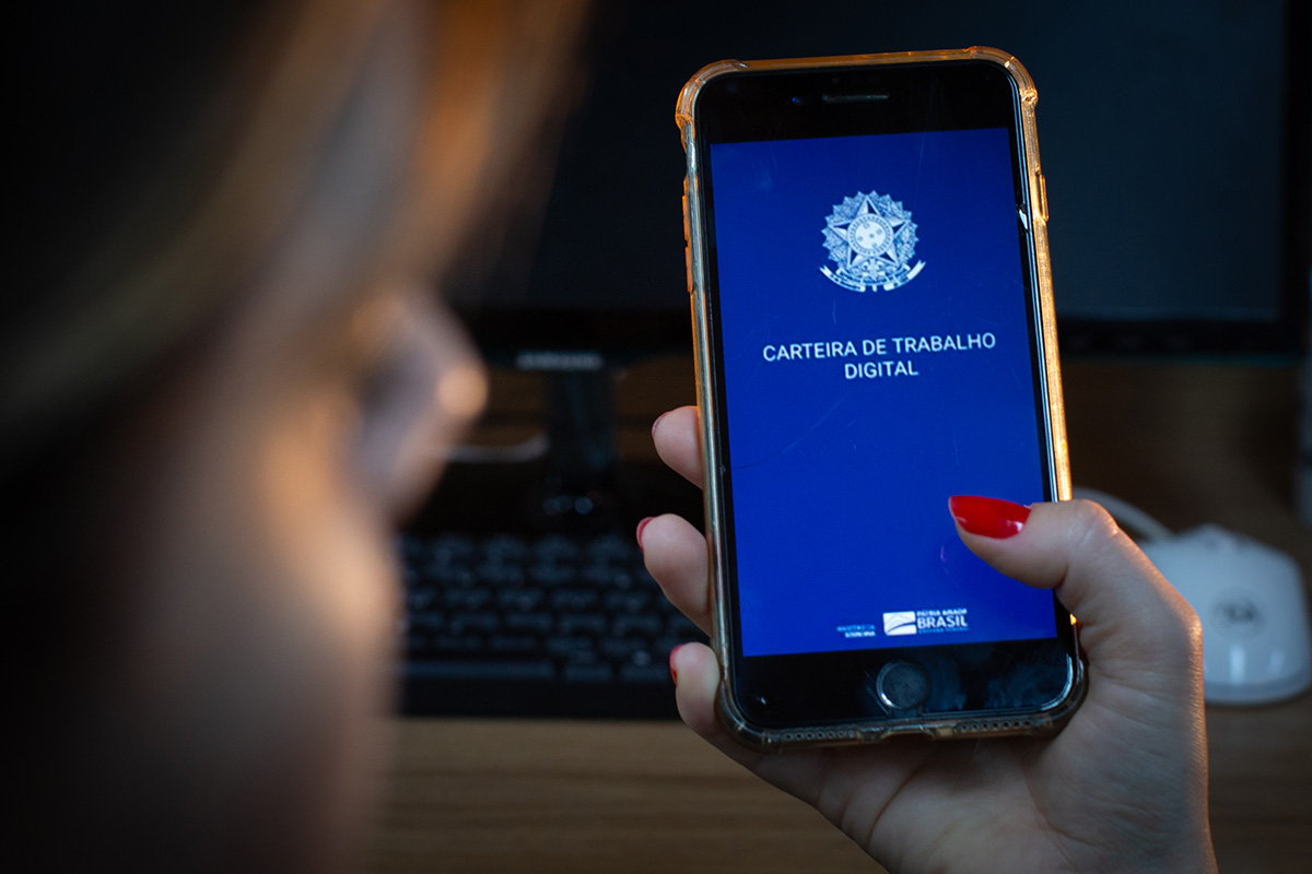 Com salários de até R$ 2,7 mil, DF tem 641 vagas de emprego nesta 3ª