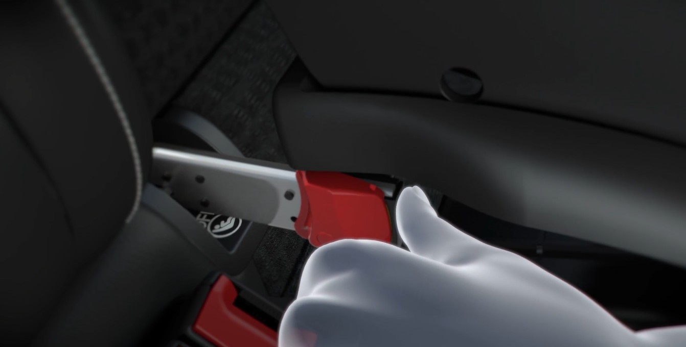 Conheça as regras para transportar crianças com segurança no carro: como evitar erros fatais