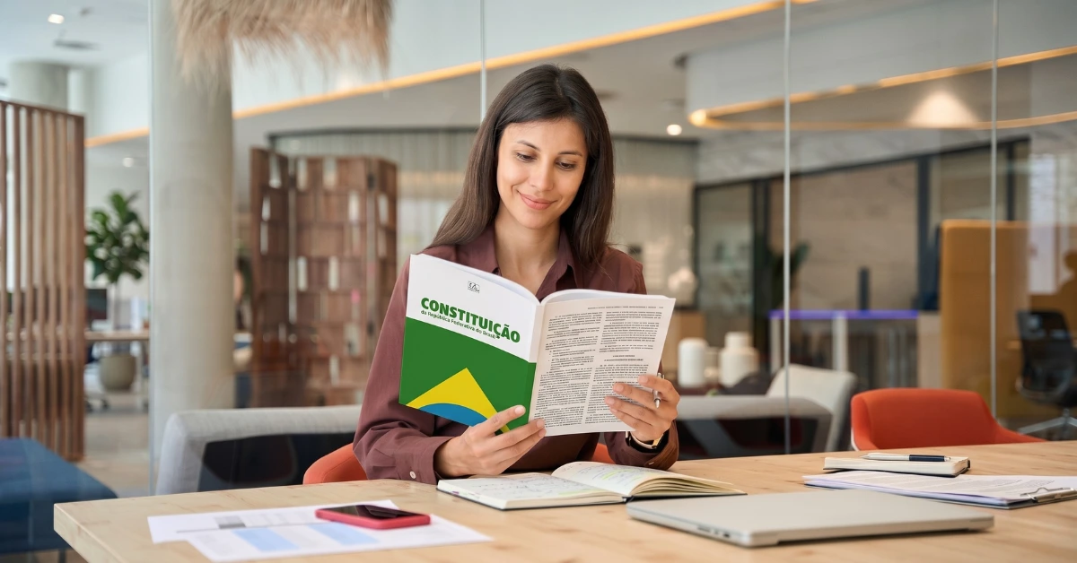 Conquiste o Direito Constitucional para Concursos: Guia Completo de Estudo