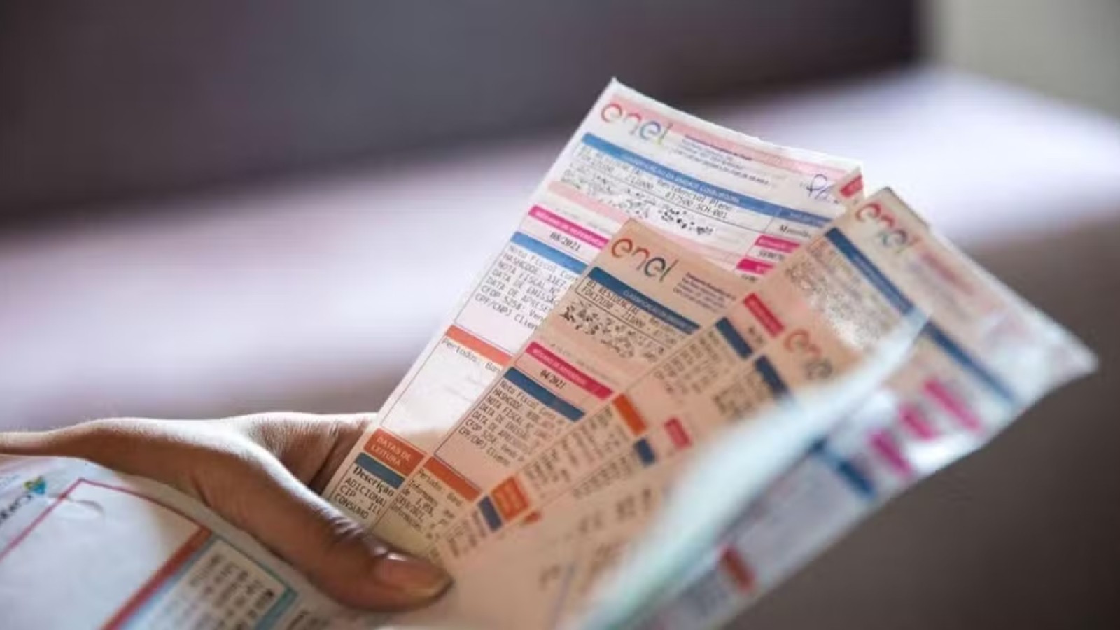 Conta de luz: desconto social para famílias de baixa renda passa a valer nest...