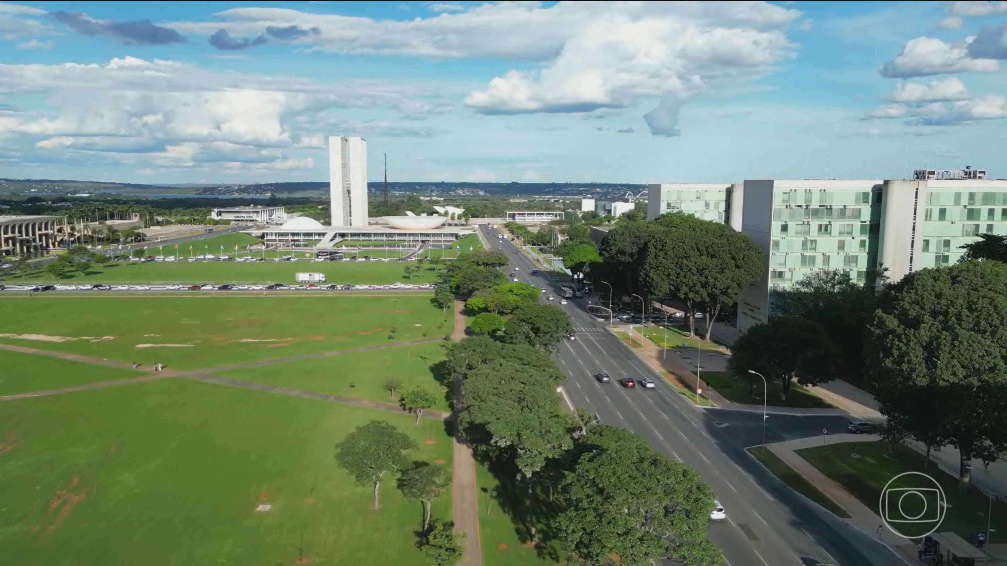 Contas públicas têm déficit de R$ R$ 14,4 bilhões em novembro; rombo das esta...