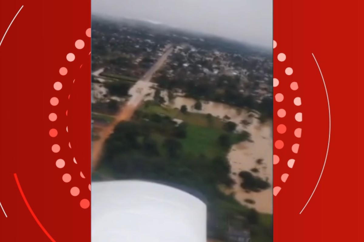 Córrego transborda e atinge 40 casas no interior de MT; prefeito descarta emergência