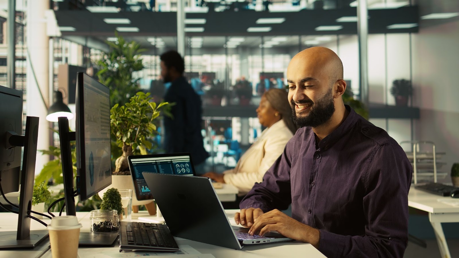 Crie uma Carreira em Tech: 7 Profissões em Alta até 2030 no Brasil