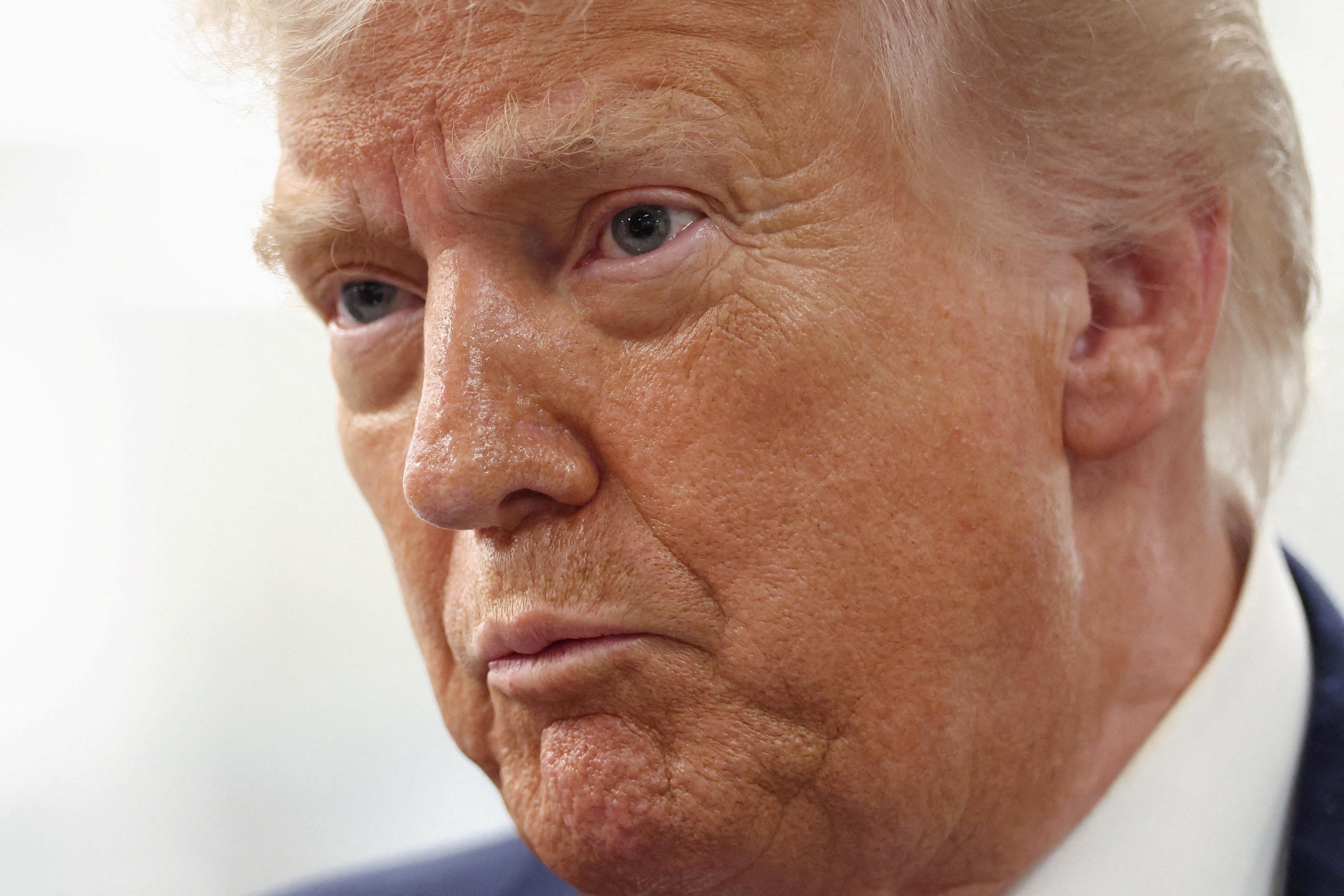 Crisis de Petróleo: Trump Corre Risco Eleitoral com Alta nos Preços