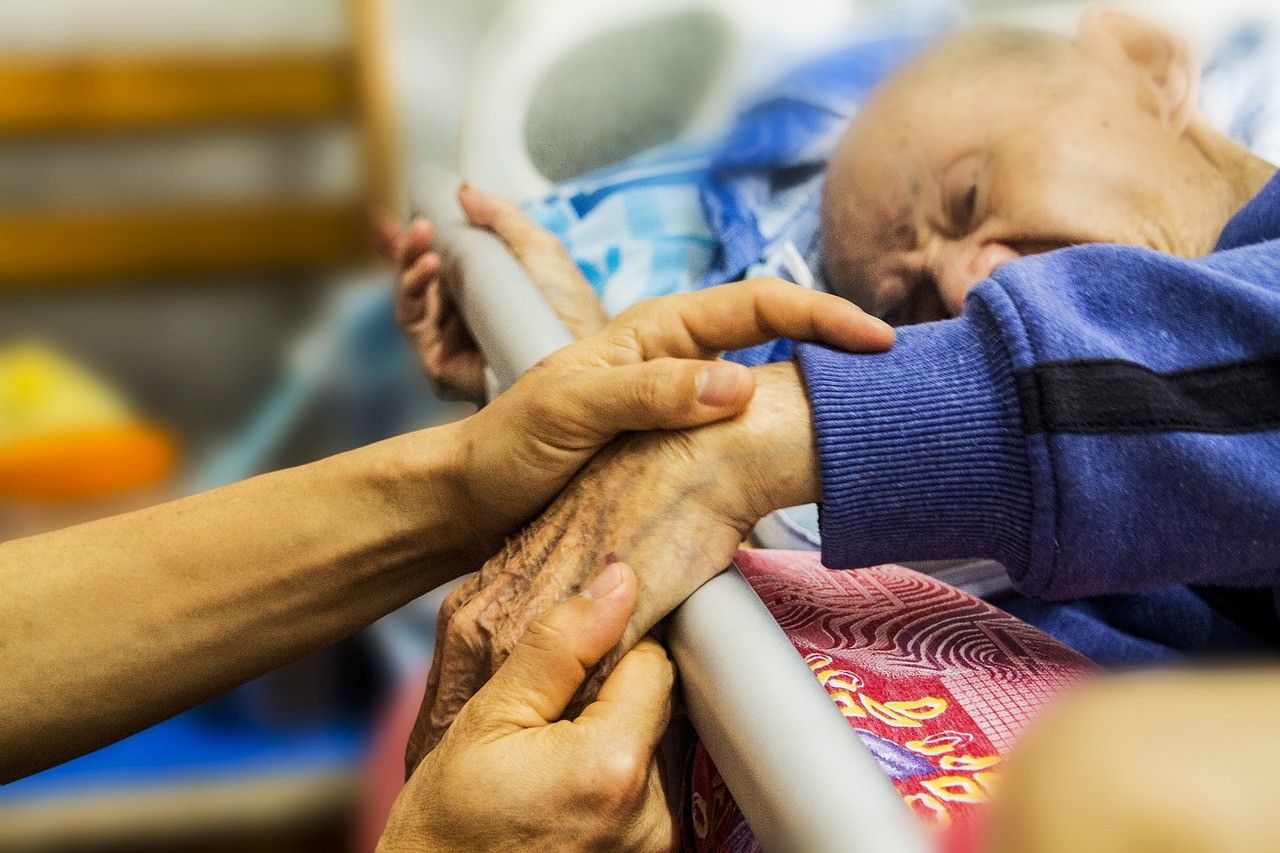 Cuidados de Fim de Vida: Compreenda o Impacto das Diretivas Antecipadas de Vontade