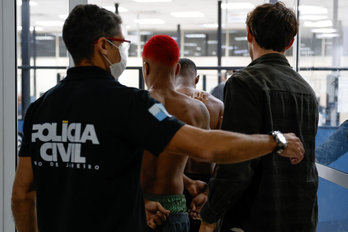 Cúpula do CV é indiciada por onda de roubos para espalhar terror no RJ