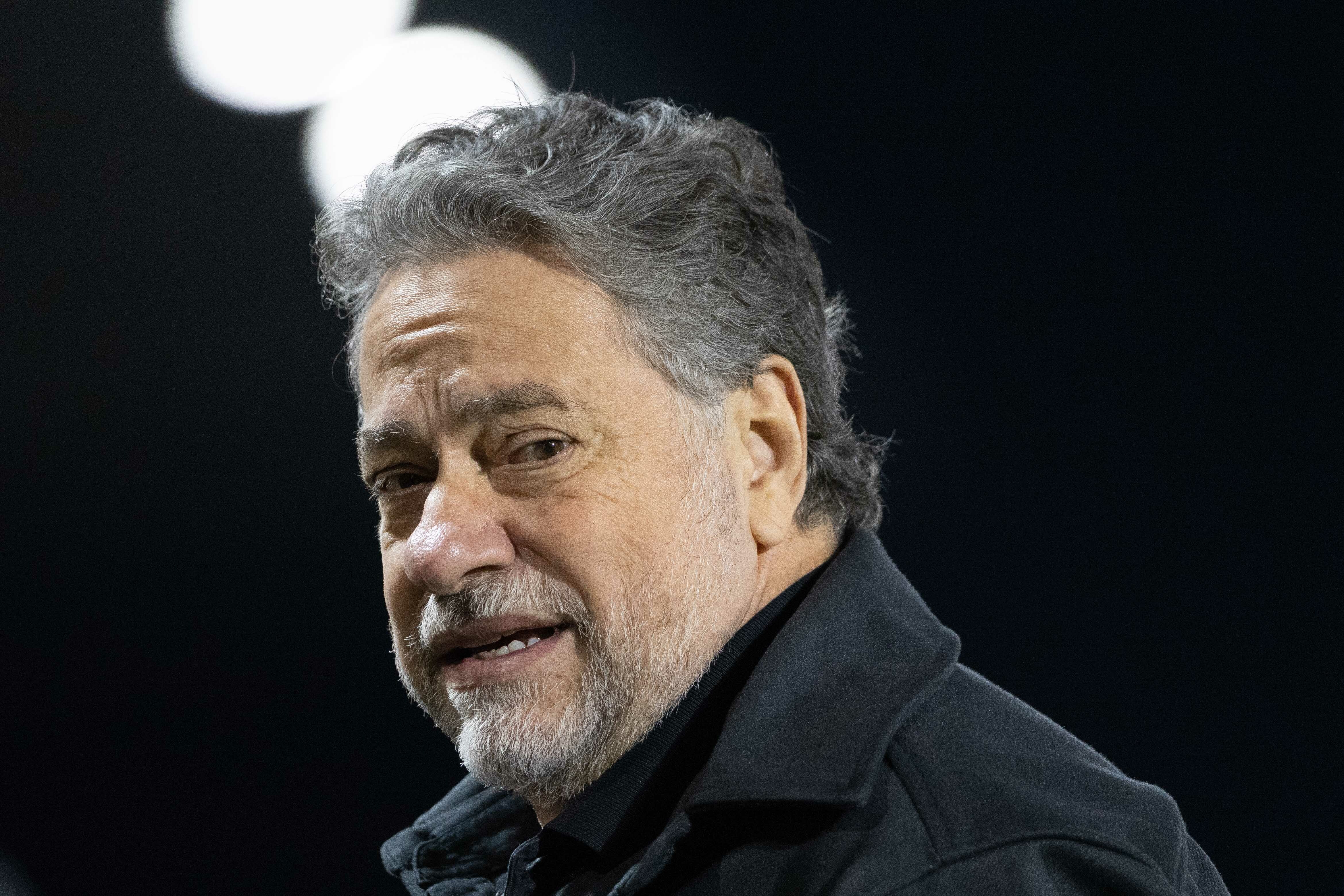 Defesa pede acesso a documentos e diz que Julio Casares justificará à Polícia os depósitos