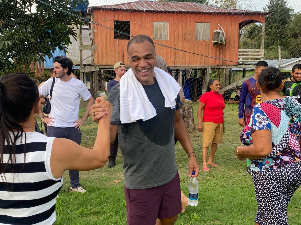 Denílson Exalta Momento do Amazonas e Banca Neymar na Copa do Mundo