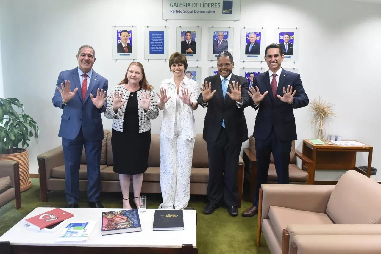 Deputada Fernanda Pessoa Abandona União Brasil e Se Junta ao PSD: O Que Isso Significa para a Política Cearense?