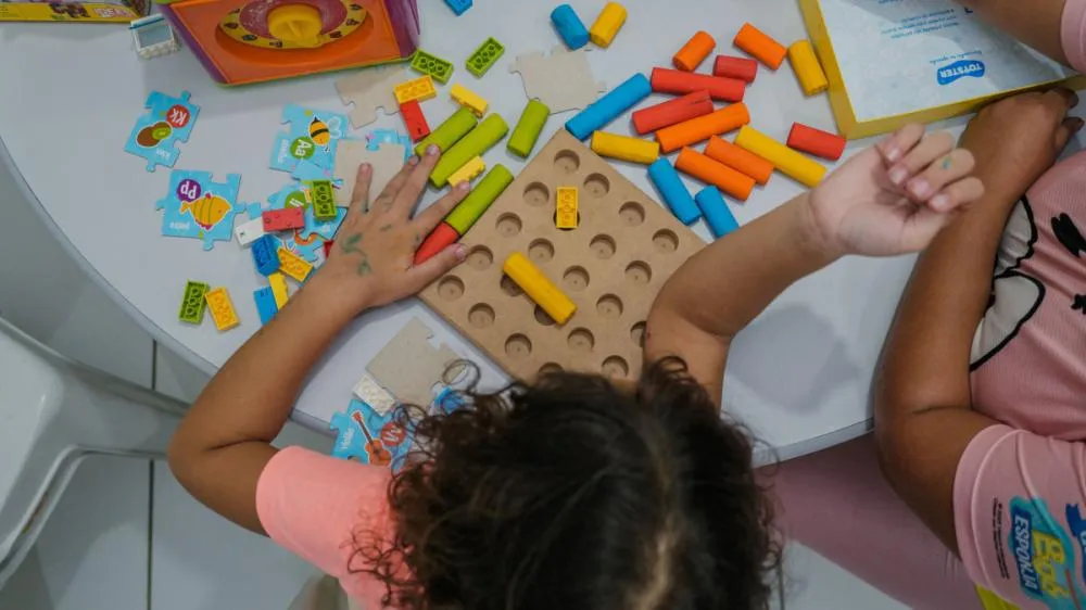 Desafio Matemático: Ceará Enfrenta Obstáculos na Primeira Infância