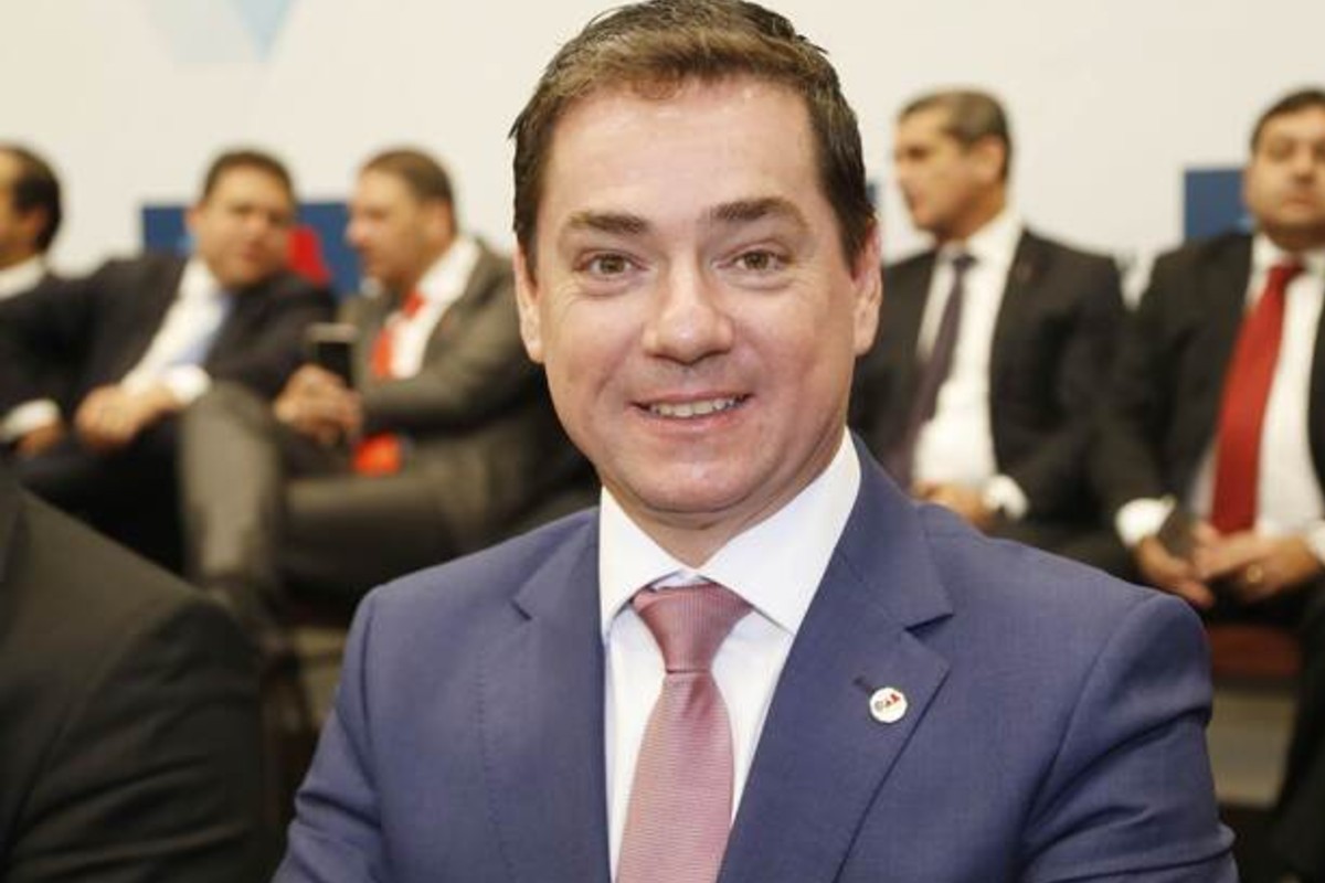 Desembargador Sai do TJMS por Razões Familiares e Profissionais: Sua História É Épica!