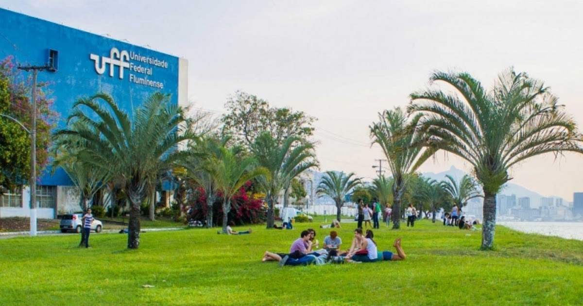 Diploma Federal Grátis: UFF Oferece 2.395 Vagas em Cursos EAD - Inscrições Abertas!