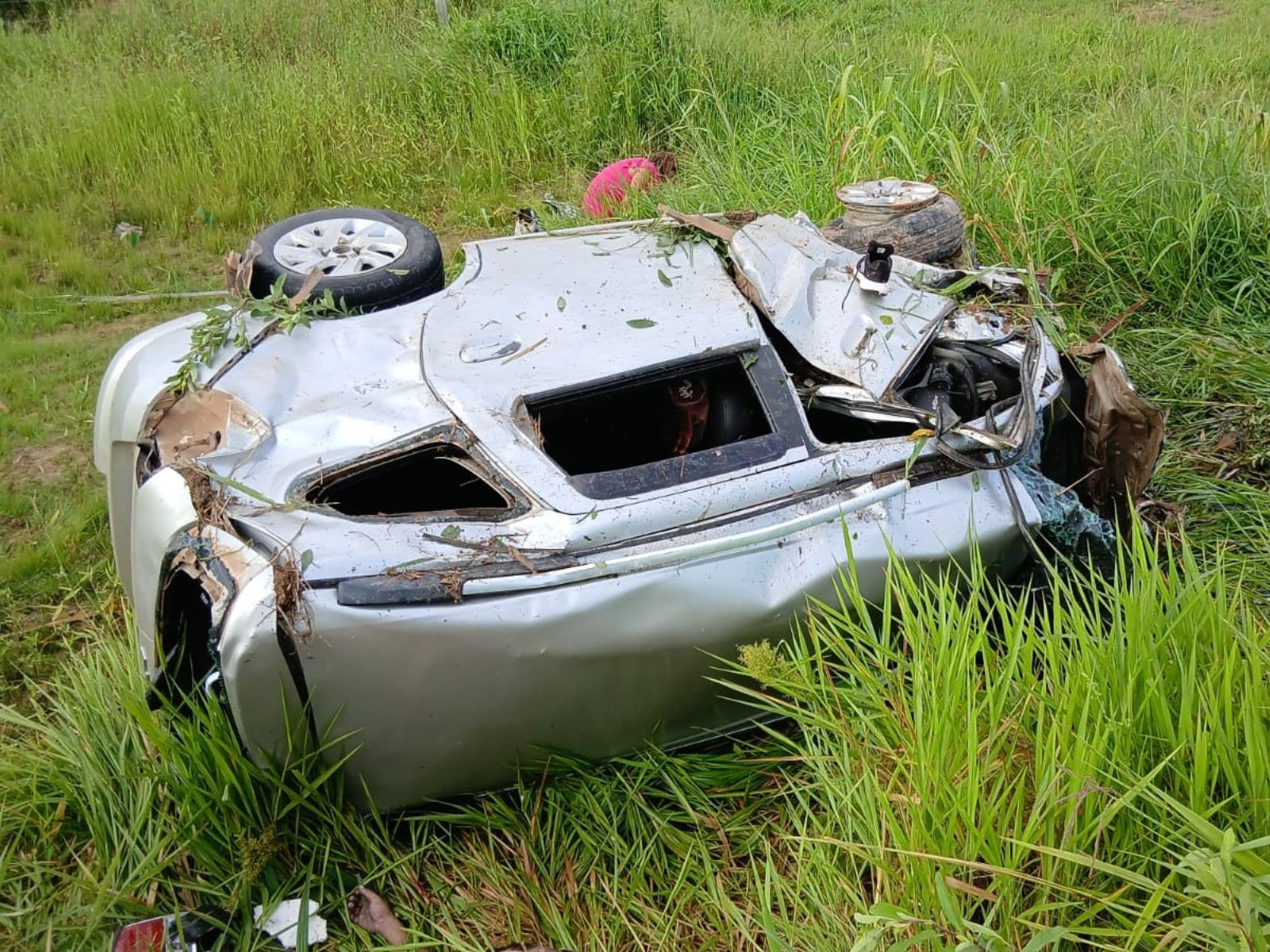 Duas pessoas morreram e três foram presas em rodovias do AC durante operação de fim de ano
