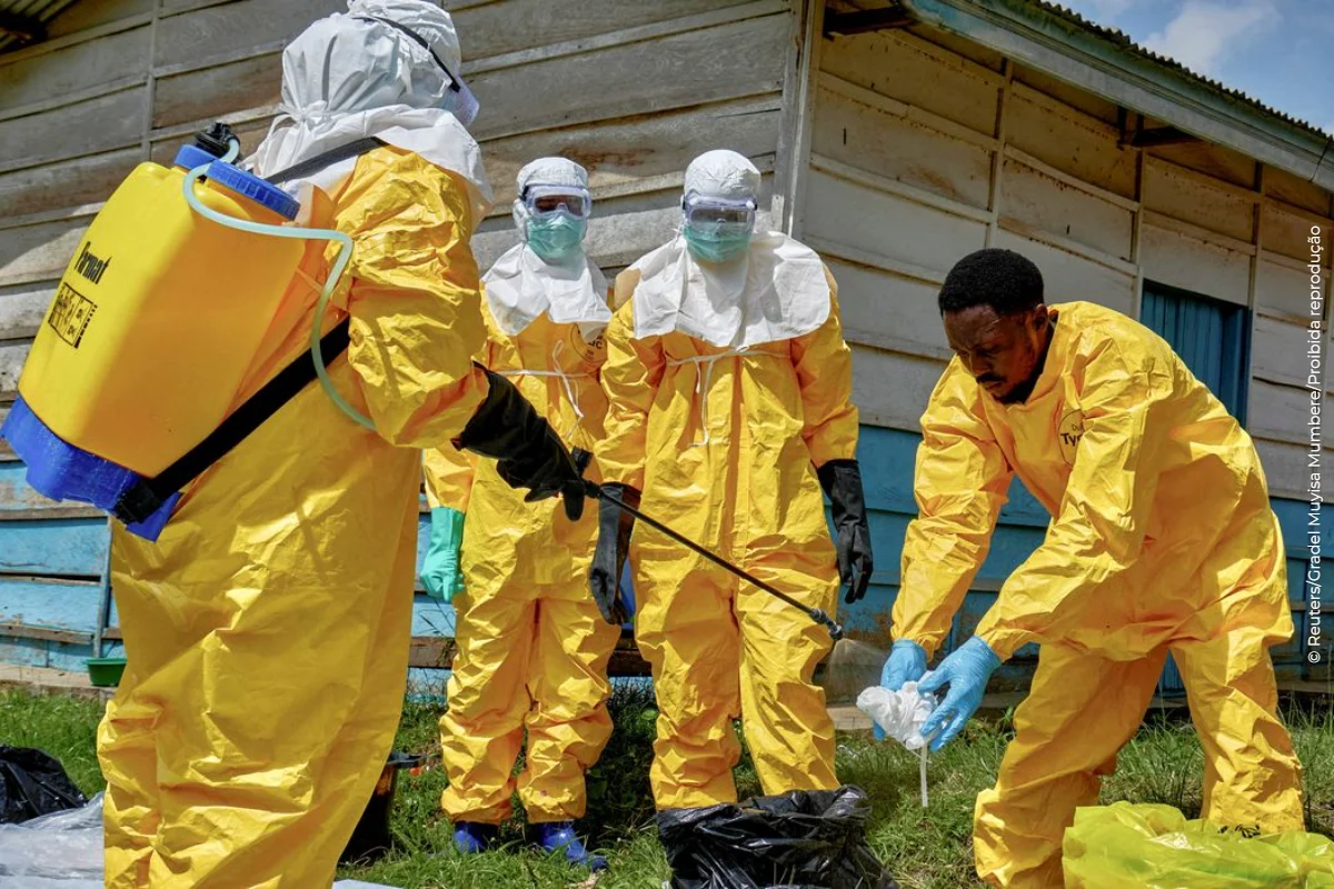 Ebola: Líderes do G7 Pedem Resposta Forte à Epidemia que Pode Durar Mais um Ano