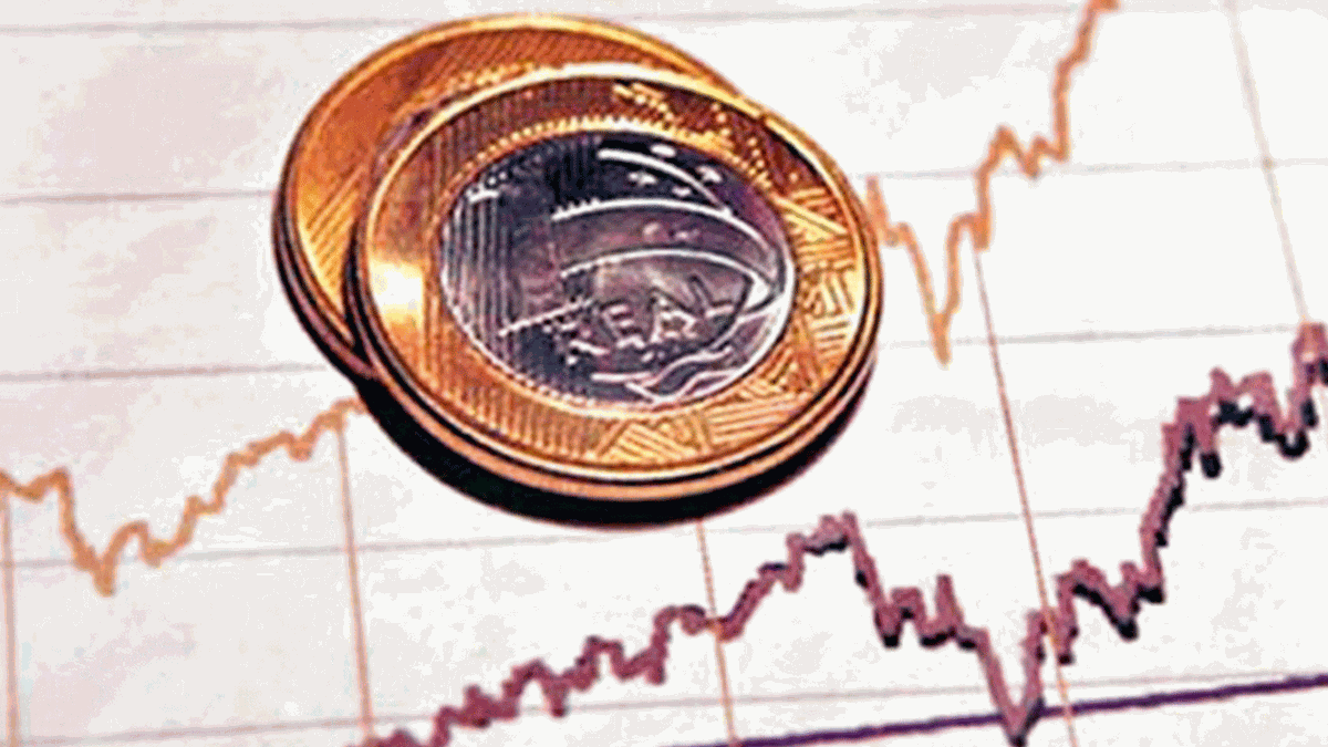 Economista-chefe da CNC, Fabio Bentes, avalia o cenário econômico de 2018