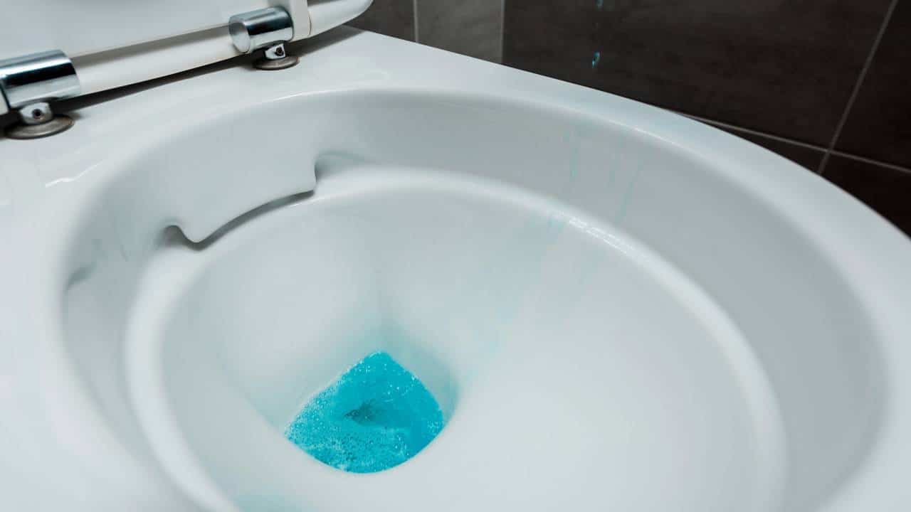 Elimine o Cheiro de Xixi do Vaso Sanitário de uma Vez por Todas!