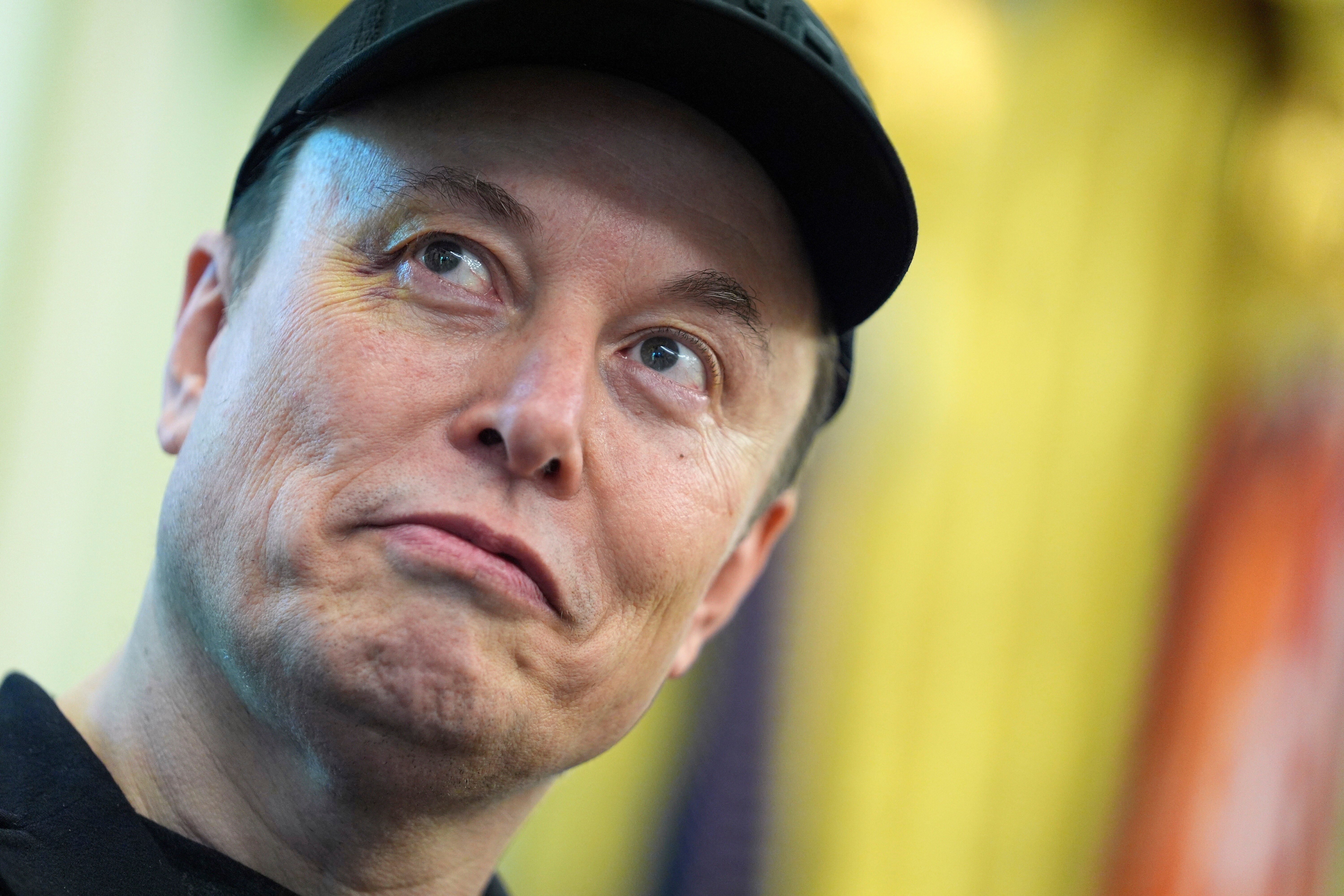 Elon Musk: IPO da SpaceX impulsiona fortuna a R$ 3,61 trilhões